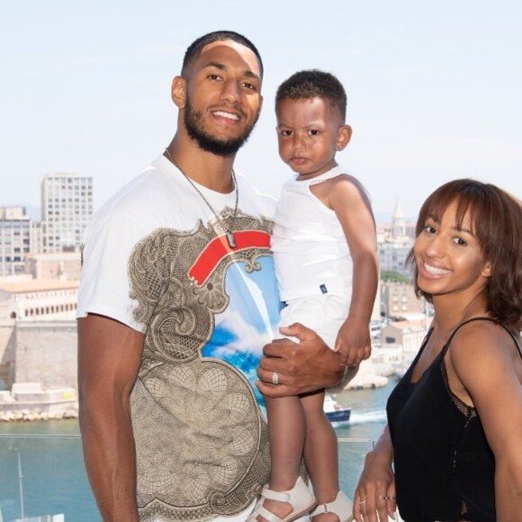 Estelle Mossely, Tony Yoka et leur fils Ali, ici à Marseille en août 2019 lors du 2e anniversaire d'Ali, ont accueilli le 7 mai 2020 le nouveau membre de la famille, Magomed, second fils du couple de champions.