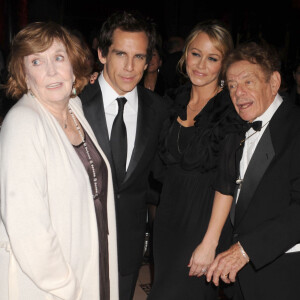Anne Meara, Ben Stiller, Christine Taylor et Jerry Stiller assistent au 24e hommage de Ben Stiller au Musée annuel de l'image en mouvement à Cipriani, le 12 novembre 2008 à New York