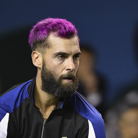 Le français Benoît Paire éliminé (6-4, 6-4) au premier tour du tournoi Rolex Paris Masters par le hongrois Márton Fucsovics à l'Accor Hotels Arena à Paris, FRance, le 30 octobre 2018. Le Français a une nouvelle couleur de cheveux: un rose fuchsia. © Pierre Perusseau/Bestimage