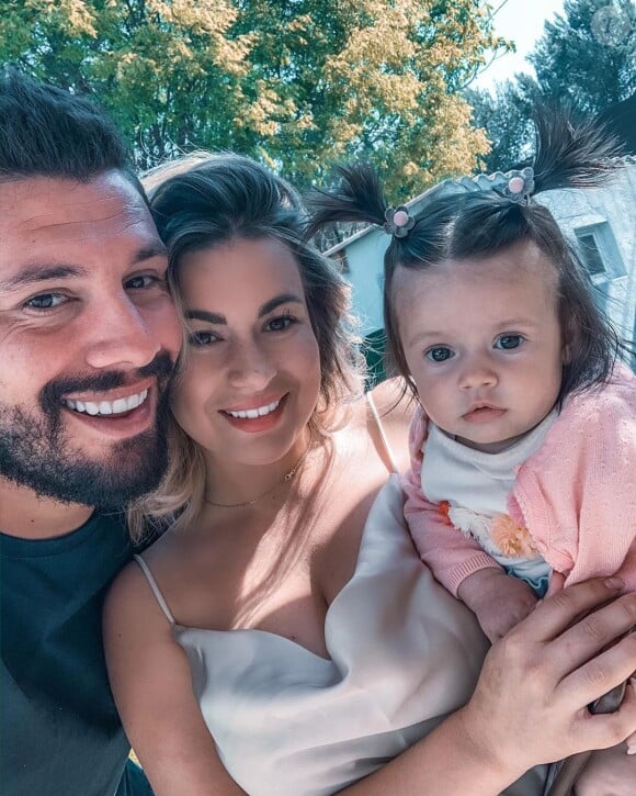 Carla Moreau avec Kevin Guedj et leur fille Ruby, Instagram, le 13 avril 2020