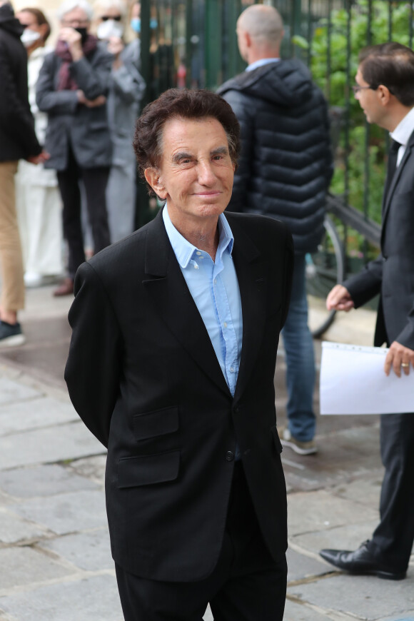 Jack Lang - Hommage à Guy Bedos en l'église de Saint-Germain-des-Prés à Paris le 4 juin 2020.