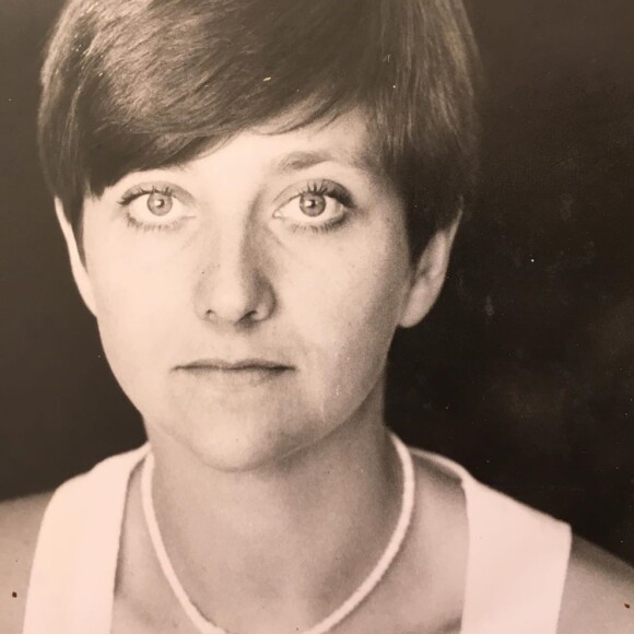 Dimanche 7 juin 2020, Florence Foresti a partagé des photos de sa maman pour la fête des Mères, sur Instagram.