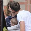 Exclusif - Le pilote Jenson Button récupère sa fiancée Brittny Ward et leur fils Handrix à l'hôpital à Santa Monica le 2 avril 2020 pendant l'épidémie de Coronavirus (COVID-19).