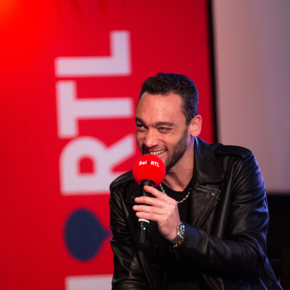 Exclusif - Jean-Baptiste Guegan récompensé avec un disque de platine lors d'un showcase dans l'émission de Club Music sur Bel RTL avec Serge Jonckers. Belgique, Bruxelles, 15 février 2020. © Alain Rolland / Imagebuzz / Bestimage Exclusive - for Germany please call for price - No web Belgique Suisse French singer Jean-Baptiste Guegan during a Bel RTL radio interview on ' Club Music ' with Serge Jonckers. Belgium, Brussels, 15 February 2020.15/02/2020 - Bruxelles