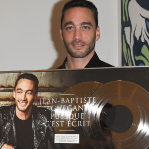 Exclusif - Jean-Baptiste Guégan - Jean-Baptiste Guégan reçoit un double disque de platine lors de son concert à la Seine Musicale à Boulogne le 19 janvier 2020. © Coadic Guirec/Bestimage