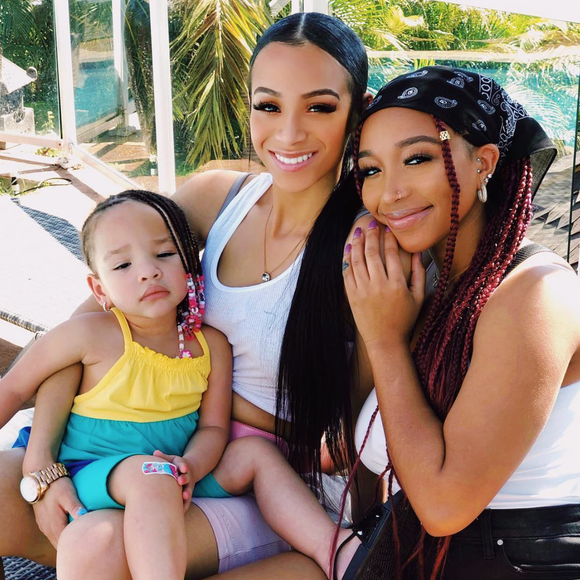 Deyjah Harris, la fille de T.I. et son ex-compagne Ms Niko, et ses deux soeurs Heiress et Zonnique. Avril 2019.