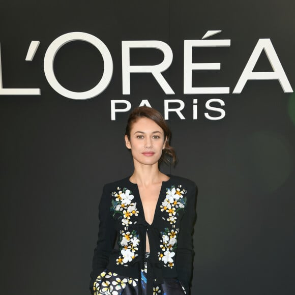 Olga Kurylenko - Les people au photocall du défilé L'Oréal Paris 2019 à la Monnaie de Paris le 28 septembre 2019 pendant la fashion week.