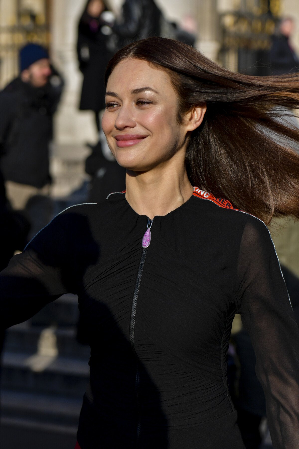 Photo : Olga Kurylenko à la sortie du défilé Schiaparelli lors de la  Fashion Week Haute Couture collection printemps/été 2019 de Paris, France,  le 21 janvier 2019. - Purepeople