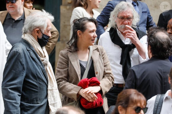 Sorties des obsèques de Marcel Maréchal en l'église Saint-Roch. Paris, le 19 juin 2020.