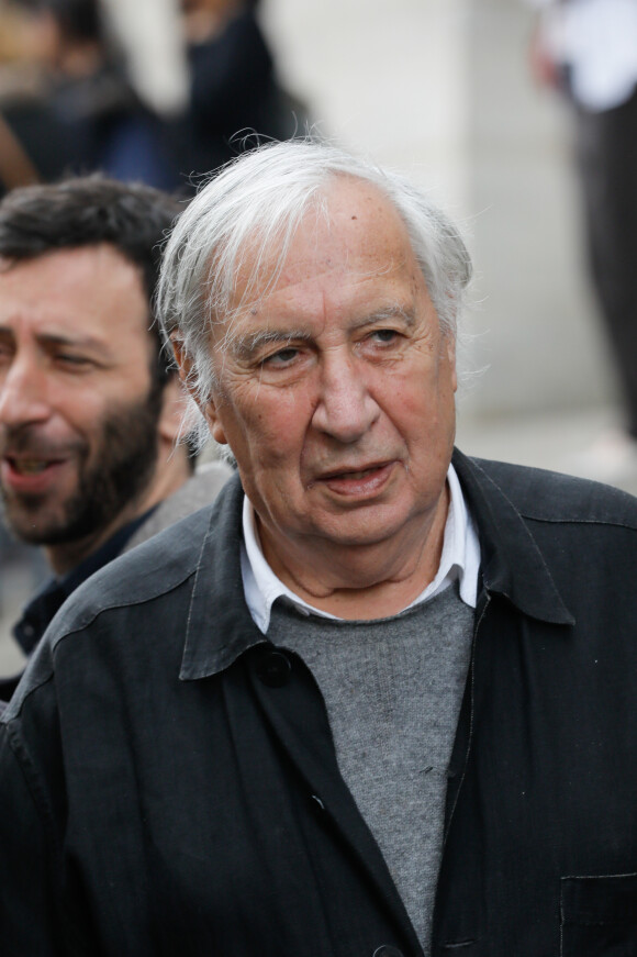 Jacques Boudet - Sorties des obsèques de Marcel Maréchal en l'église Saint-Roch. Paris, le 19 juin 2020.