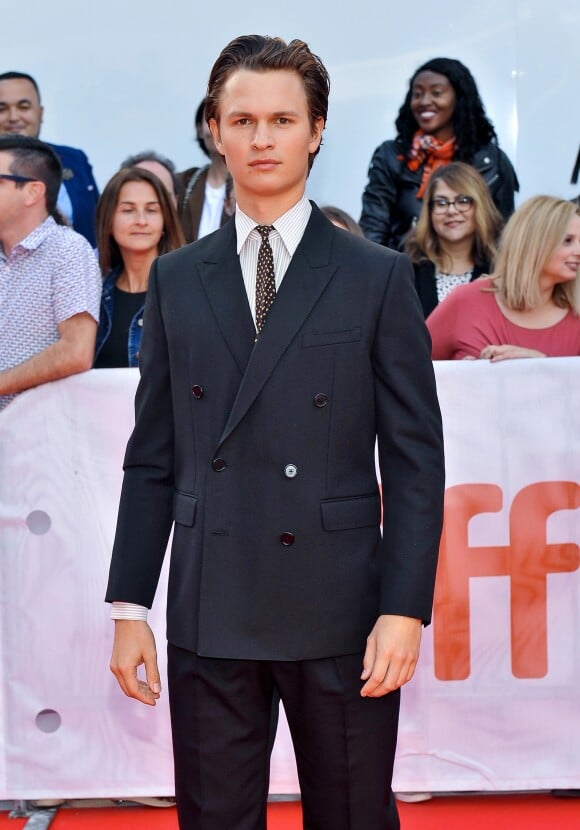 Ansel Elgort lors de la première du film "The Goldfinch" pendant le festival international du film de Toronto (TIFF), à Toronto, le 9 septembre 2019. © Brent Perniac/AdMedia/Zuma Press/Bestimage