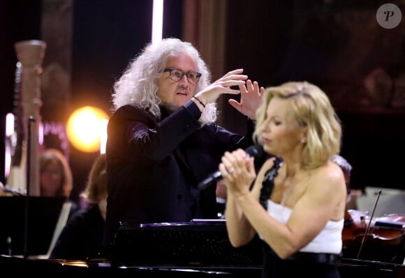 Yvan Cassar, Natalie Dessay - Symphonie pour la vie - Les artistes se mobilisent pour les soignants - Une grande soirée musicale au Théâtre du Châtelet à Paris diffusée le 24 juin en prime time sur France 3. Le 15 juin 2020. © Dominique Jacovides/Bestimage