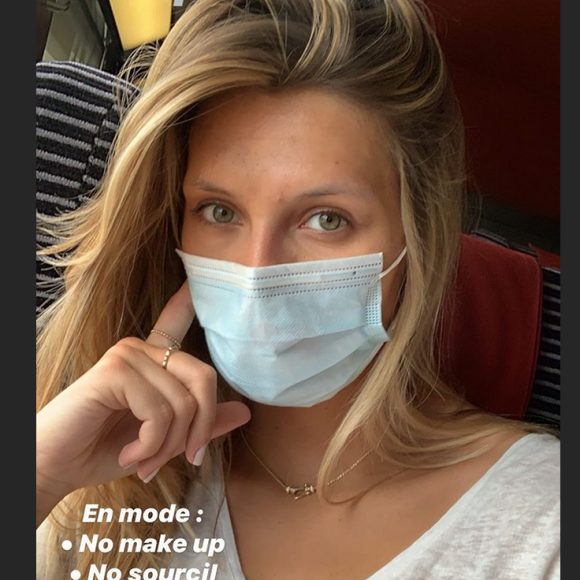 Camille Cerf, naturelle, affiche ses boutons sur Instagram - 22 juin 2020