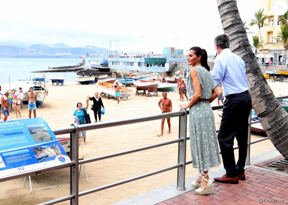 Le roi Felipe VI et la reine Letizia d'Espagne en visite à Las Palmas (Grande Canarie) pendant l'épidémie de coronavirus (Covid-19), le 23 juin 2020.