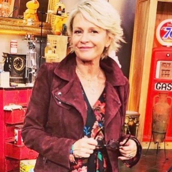Sophie Davant porte une veste en cuir signée de la marque Giorgio & Mario - Instagram, 14 octobre 2019
