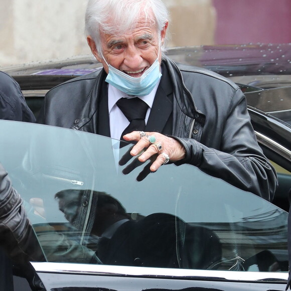 Jean-Paul Belmondo - Hommage à Guy Bedos en l'église de Saint-Germain-des-Prés à Paris le 4 juin 2020.