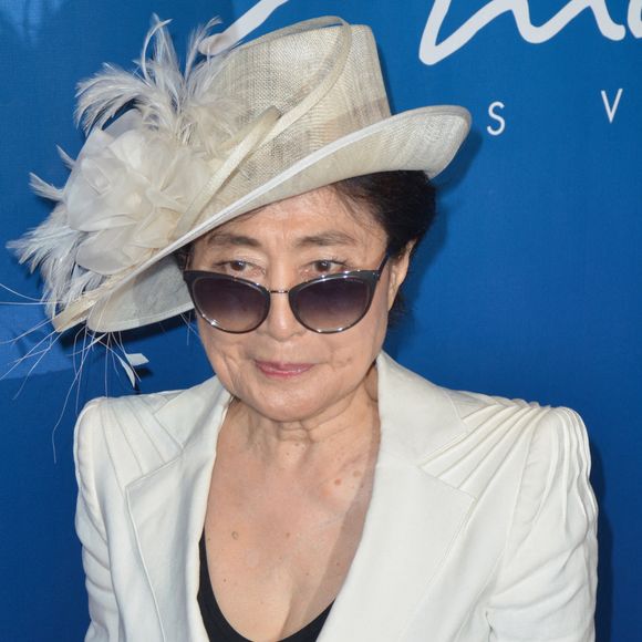 Yoko Ono lors de la soirée d'inauguration de OUE Skyspace à Los Angeles, le 14 juillet 2016. © Marcel Thomas via ZUMA Wire/Bestimage