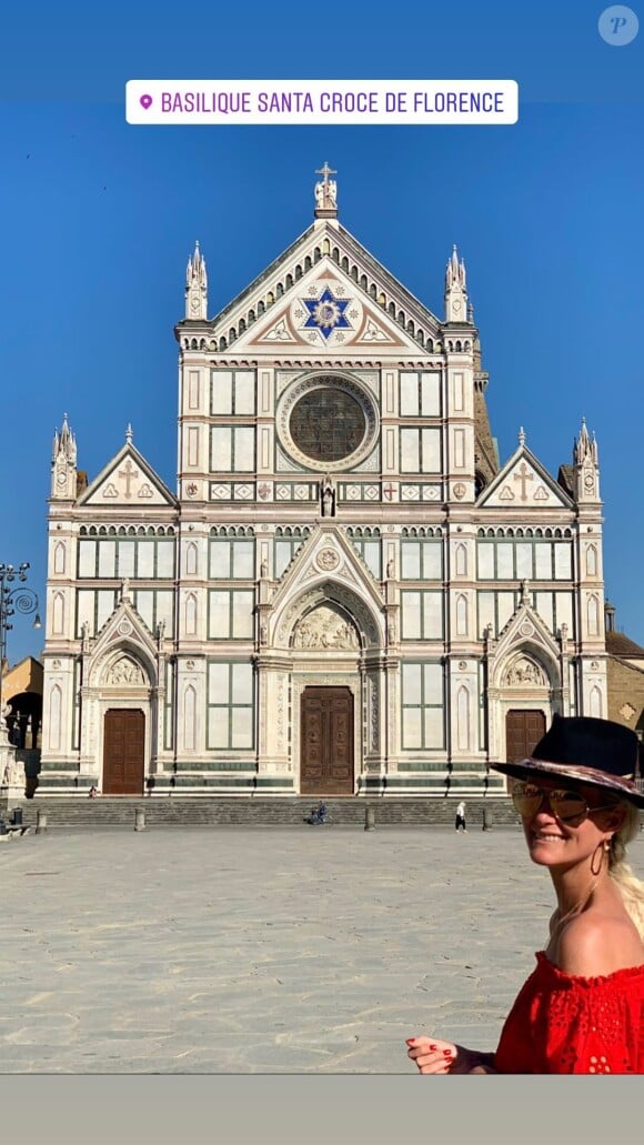 Laeticia Hallyday en vacances en Italie. Après Pise, elle a visité Florence le 28 juin 2020.