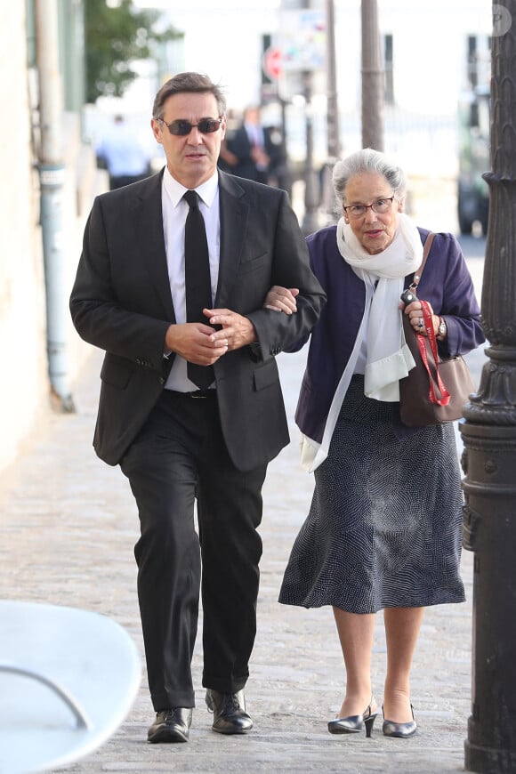 Arrivées - Obsèques de Hermine de Clermont-Tonnerre en l'église Saint-Pierre de Montmartre à Paris le 9 juillet 2020.
