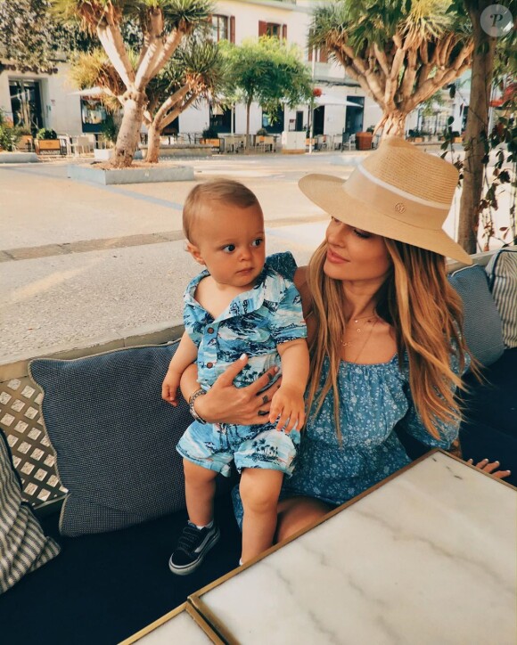 Caroline Receveur et son fils Marlon, le 4 avril 2020 sur Instagram.