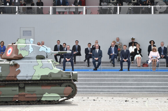 Richard Ferrand, président de l'Assemblée Nationale, Gérald Darmanin, ministre de l'Intérieur, Jean Castex, premier ministre, Jean-Michel Blanquer, ministre de l'éducation nationale et de la jeunesse et des sports, le président Emmanuel Macron, la première dame Brigitte Macron lors de la cérémonie du 14 juillet à Paris le 14 juillet 2020. © Eliot Blondet / Pool / Bestimage