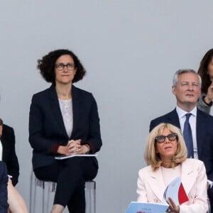 Elisabeth Moreno, ministre déléguée en charge de l'égalité entre les femmes et les hommes, de la diversité et de l'égalité des chances, Barbara Pompili, ministre de la transition écologique, le président Emmanuel Macron, la première dame Brigitte Macron, Bruno Le Maire, ministre de l'économie, des finances et de la relance lors de la cérémonie du 14 juillet à Paris le 14 juillet 2020. © Stéphane Lemouton / Bestimage  French President Emmanuel Macron and the french governement attend the Bastille day military parade at place de la Concorde. Paris, France-14/07/202014/07/2020 - Paris