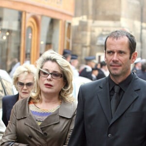 Catherine Deneuve et Christian Vadim - Funérailles de Jean-Claude Brialy sur l'île Saint-Louis à Paris. Le 4 juin 2007. @ABACAPRESS.COM