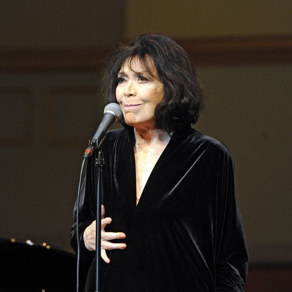 Juliette Greco en concert à Hambourg le 21 octobre 2015.