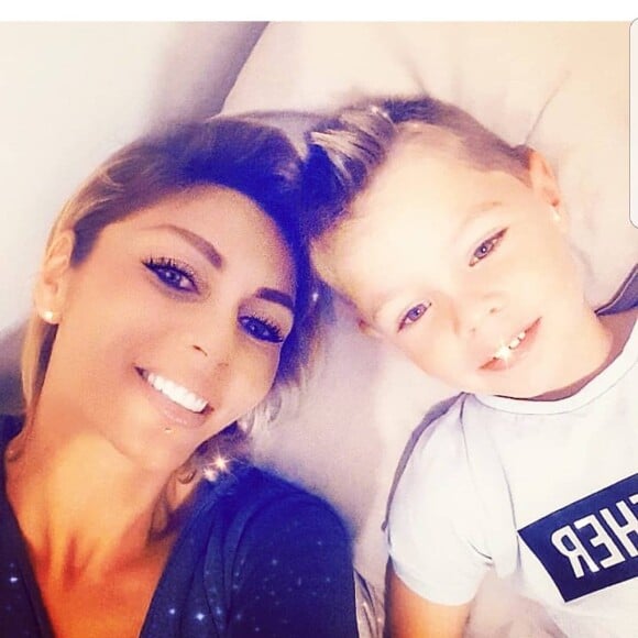 Carine Haddadou radieuse avec l'un de ses fils, sur Instagram, le 7 octobre 2018