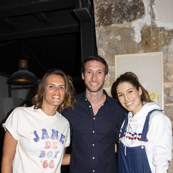 Laure Manaudou (ambassadrice), Fabien Gilot et Laury Thilleman (Miss France 2011 et ambassadrice) lors de la conférence de presse pour le raid polaire 100% féminin en Islande "Destination Iceland by Défi d'Elles", à la maison de soins Respire à Paris, France, le 15 janvier 2020. © Jack Tribeca/Bestimage