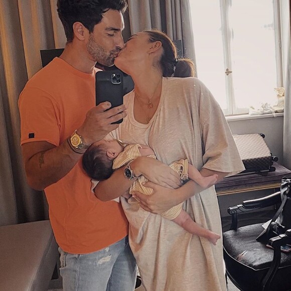Valentin Léonard, Rachel Legrain-Trapani et leur fils Andrea (né le 7 juillet 2020).