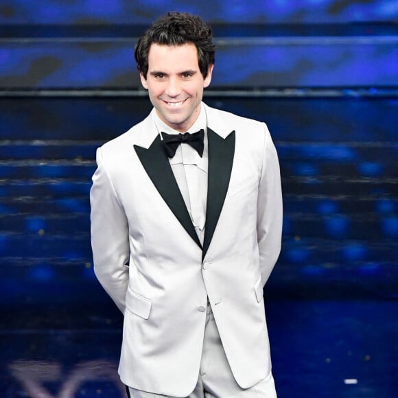 Mika en concert lors de la 70ème édition du festival de Sanremo, le 6 février 2020.