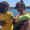 Amel Bent en vacances (dans une destination gardée secrète) avec ses deux filles Sofia et Hana. Elles ont fait une sortie en mer. Août 2020.