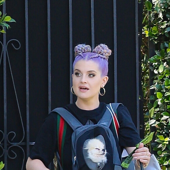 Exclusif - Kelly, Sharon et Jack Osbourne filment "The Osbourne's Night of Terror" dans leur résidence de Los Angeles, le 4 août 2020.