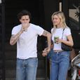 Exclusif - Brooklyn Beckham et sa compagne Nicola Peltz vont déjeuner au restaurant "Joan's On Third" à Los Angeles, le 28 février 2020.