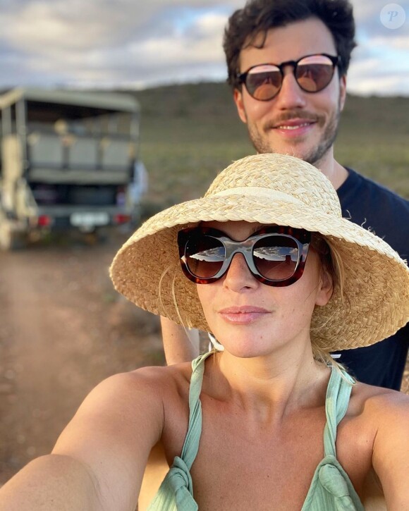 Cindy Poumeyrol et son mari Thomas lors de leur lune de miel en Afrique du sud, le 20 février 2020