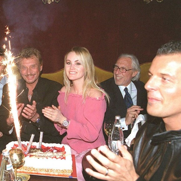 25e anniversaire de Laeticia Hallyday avec son mari Johnny au VIP Room avec Jean-Roch en 2000