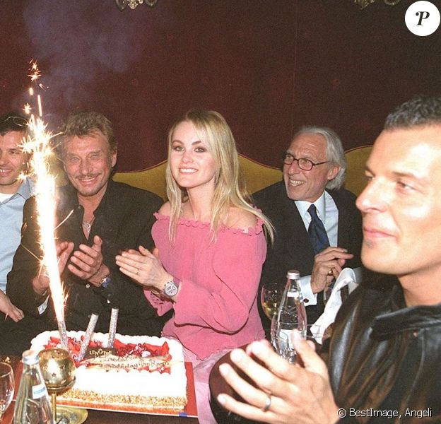 25e anniversaire de Laeticia Hallyday avec son mari Johnny au VIP Room avec Jean-Roch en 2000