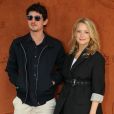 Virginie Efira et son compagnon Niel Schneider - Célébrités dans le village des internationaux de France de tennis de Roland Garros à Paris, France, le 7 juin 2019. ©Jacovides-Moreau