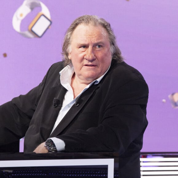 Exclusif - Gérard Depardieu - Première émission TPMP (Touche Pas à Mon Poste!) de la saison pour Cyril Hanouna et son équipe de chroniqueurs, avec beaucoup de nouveautés, un nouveau plateau, nouveau décor, des nouveaux arrivants, ainsi que la présence rare et exclusive de G.Depardieu à Paris le 31 août 2020. © Jack tribeca / Bestimage 