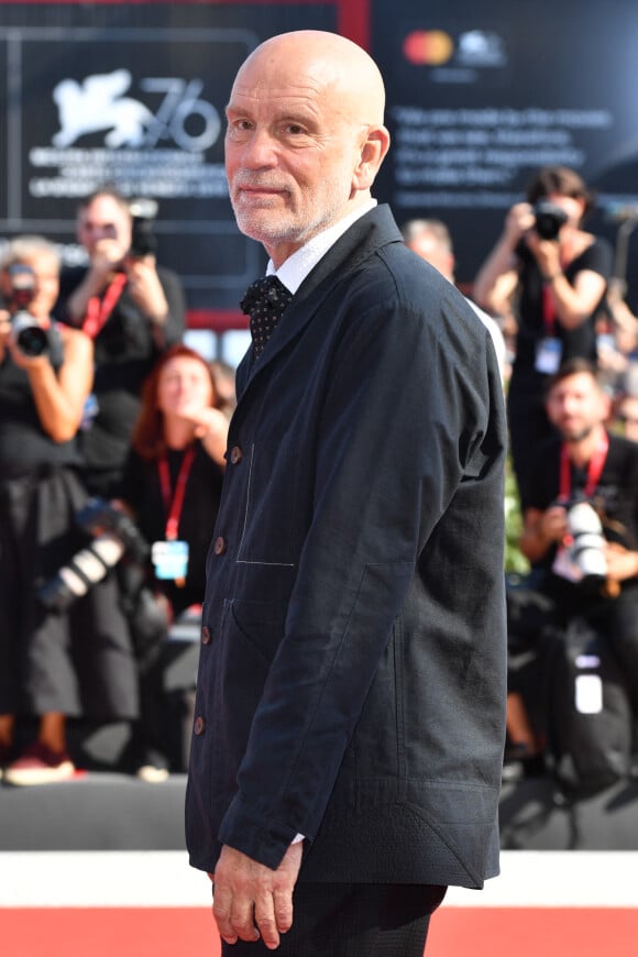John Malkovich lors de la première de la série "The New Pope" lors de la 76e édition du festival du film de Venise, la Mostra, sur le Lido de Venise, Italie.