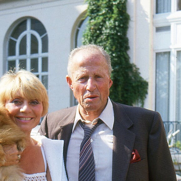 Archives - La chanteuse belge Annie Cordy est décédée à son domicile dans les Alpes-Maritimes, le 4 septembre 2020 à l'âge de 92 ans. Archives : Annie Cordy et son mari Bruno.