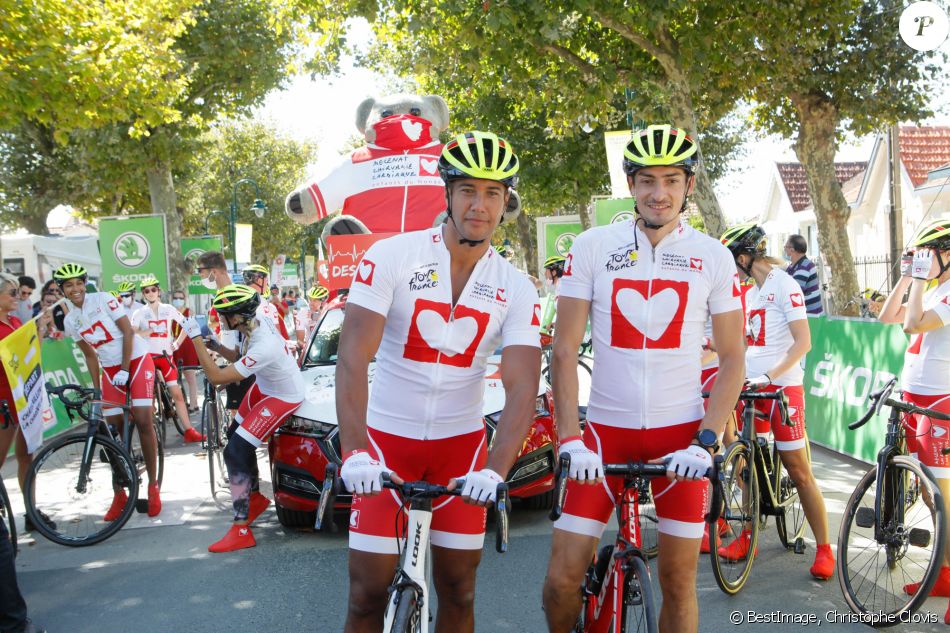 Tour De France 2022 10 Eme Etape Exclusif - Laurent Maistret, Claude Dartois - Départ de la 10ème étape