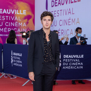 Vincent Lacoste à la première de "Comment je suis devenu un super-héros" lors de la clôture du 46e Festival du Cinéma Américain de Deauville, le 12 septembre 2020. © Olivier Borde/Bestimage