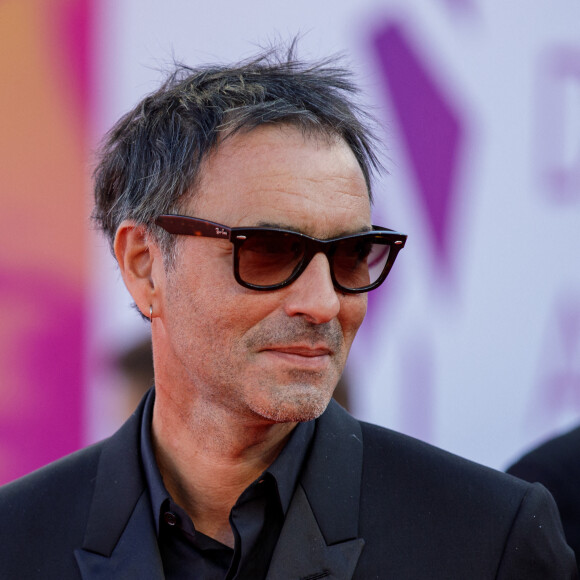 Samuel Benchetrit à la première de "Comment je suis devenu un super-héros" lors de la clôture du 46e Festival du Cinéma Américain de Deauville, le 12 septembre 2020. © Olivier Borde/Bestimage
