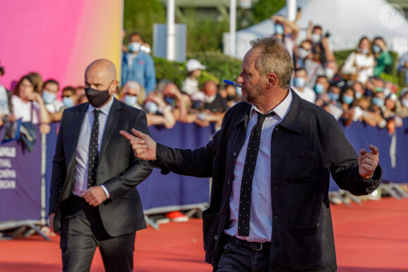 Benoît Poelvoorde à la première de "Comment je suis devenu un super-héros" lors de la clôture du 46e Festival du Cinéma Américain de Deauville, le 12 septembre 2020. © Olivier Borde/Bestimage