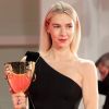 Vanessa Kirby (Coupe Volpi pour la meilleure interprétation féminine pour le film "Piece of a Woman") dans la Press Room du 77ème Festival International du Film de Venise (Mostra), le 12 septembre 2020.