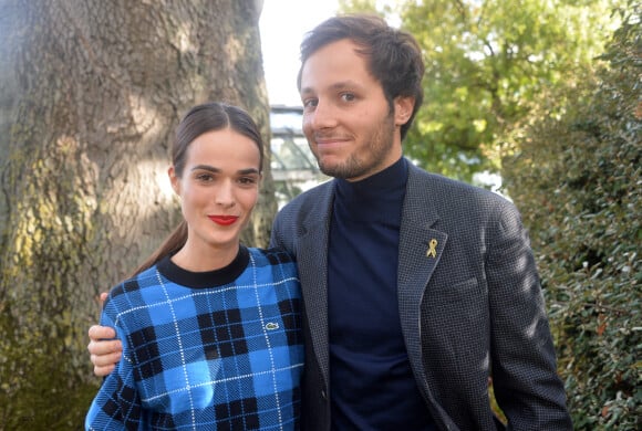 Semi-Exclusif - Vianney Bureau (Vianney), sa compagne Catherine Robert - People au défilé Lacoste Collection Prêt-à-Porter Printemps/Eté 2020 lors de la Fashion Week de Paris, le 1er octobre 2019. © Veeren Ramsamy-Christophe Clovis/Bestimage