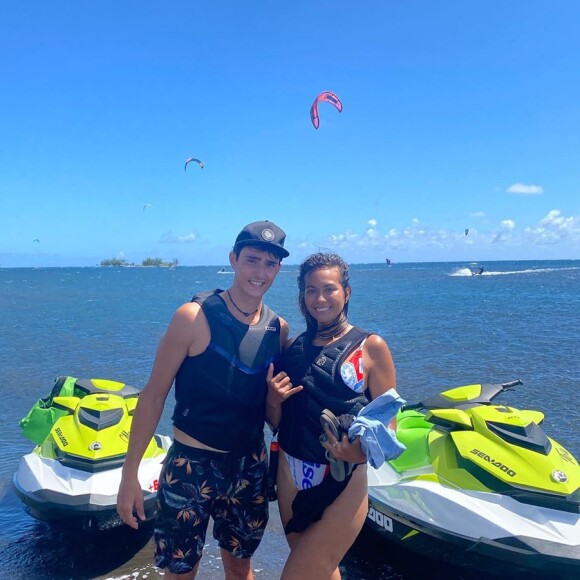 Vaimalama Chaves (Miss France 2019) file le parfait amour avec son compagnon Nicolas Fleury, champion de vélo trial.