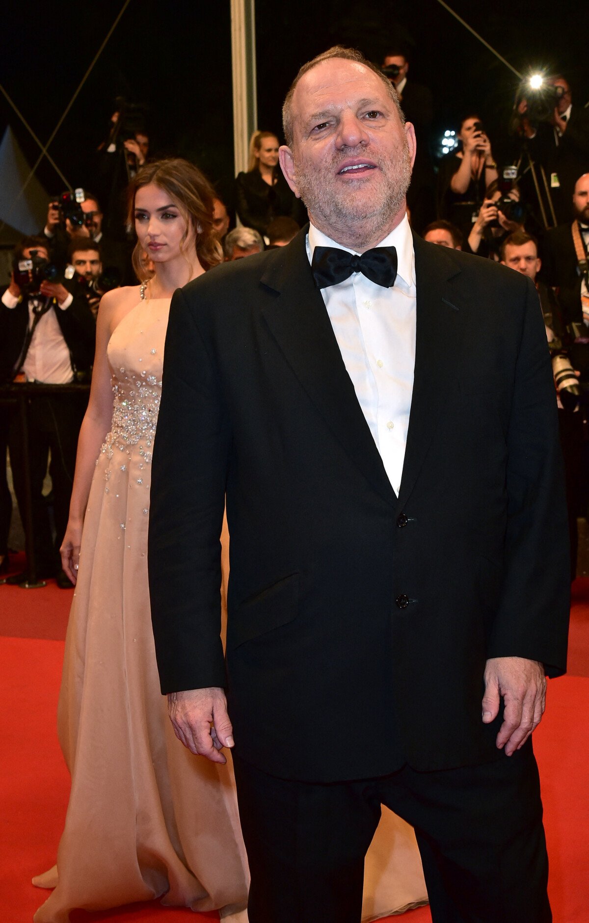 Photo : Ana de Armas, Harvey Weinstein - Montée des marches du film 